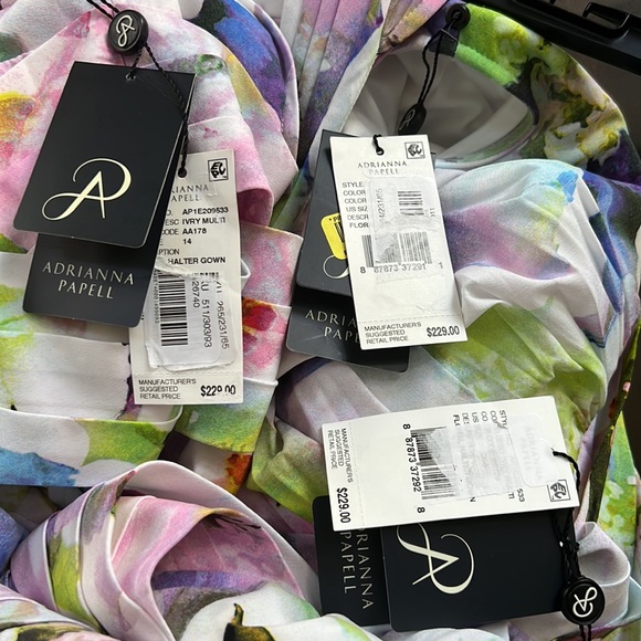 Adrianna Papell Women's Floral Halter Gown. - Picture 15 of 16